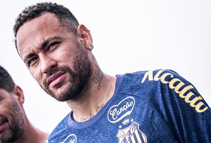 santos-ve-redes-sociais-e-socios-dispararem-apos-anuncio-de-neymar