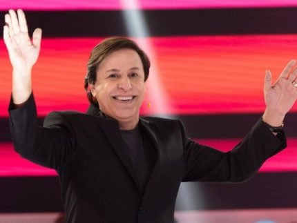 tom-cavalcante-brinca-sobre-levar-jeito-como-cantor:-“fico-mais-nas-imitacoes”