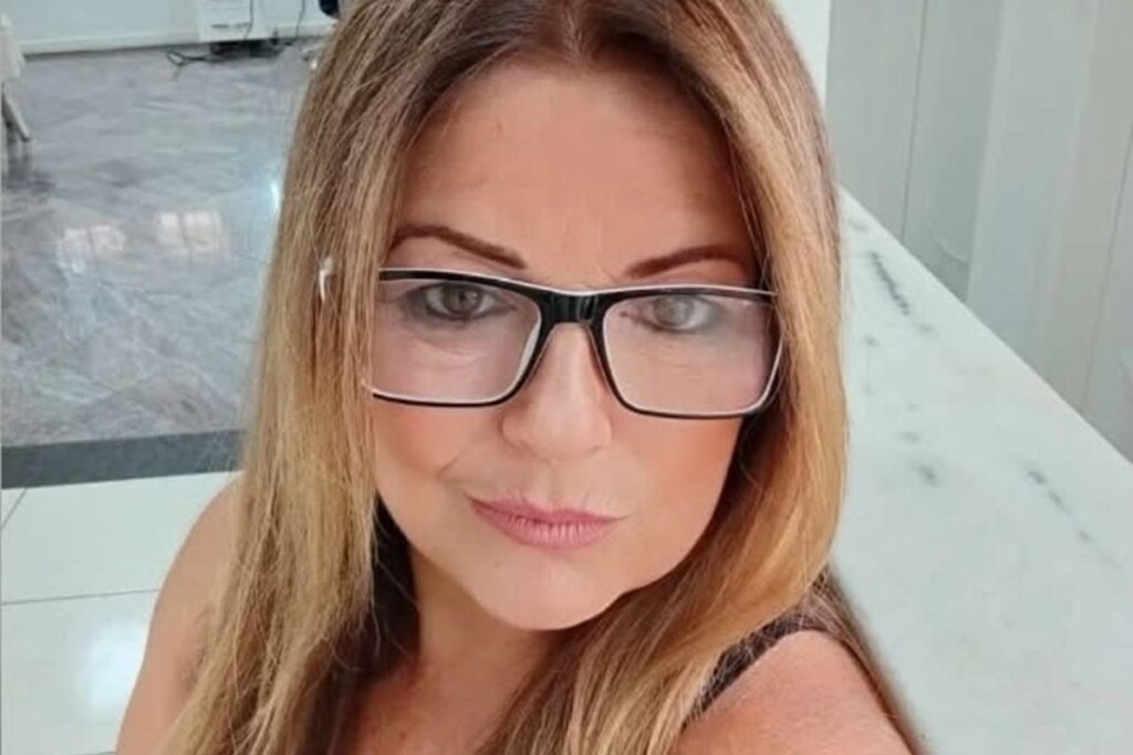 regininha-poltergeist-fatura-r$-200-por-dia-com-atividade-inusitada