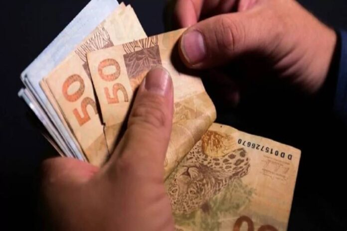 consulta-ao-abono-salarial-esta-disponivel.-confira-se-tem-direito