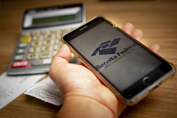 ir-2025:-existe-limite-para-o-contribuinte-movimentar-em-um-ano?