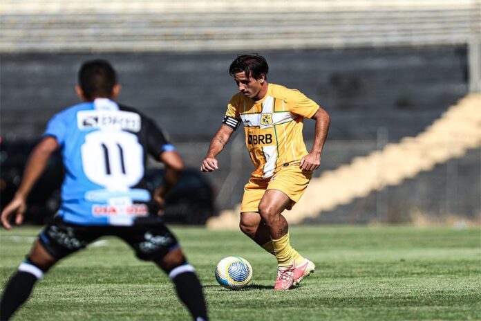 nos-penaltis,-brasiliense-elimina-capital-e-avanca-na-copa-verde