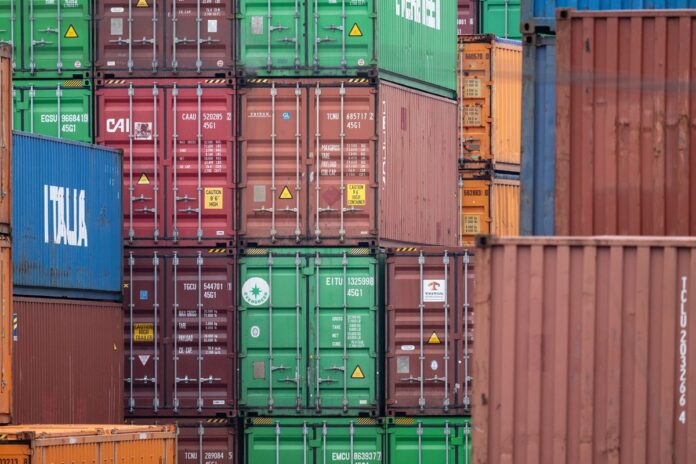balanca-comercial-do-brasil-tem-superavit-de-us$-2,16-bi-em-janeiro