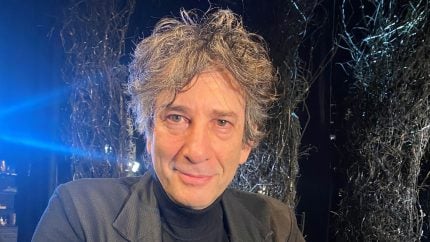 caso-neil-gaiman:-entenda-em-ordem-cronologica-o-escandalo-do-trafico-humano