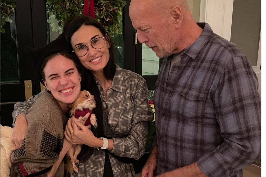 demi-moore-visita-bruce-willis:-‘sempre-seremos-familia’