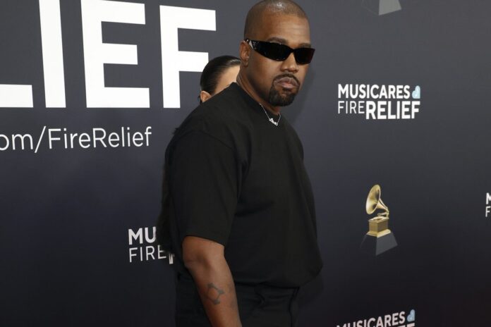 kanye-west-agradece-judeus-pela-pornografia-apos-se-declarar-nazista