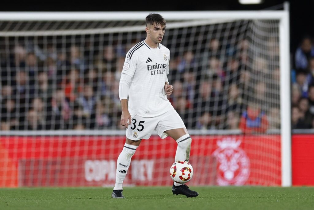 zagueiro-do-real-madrid-pode-ser-preso-em-caso-de-pornografia-infantil
