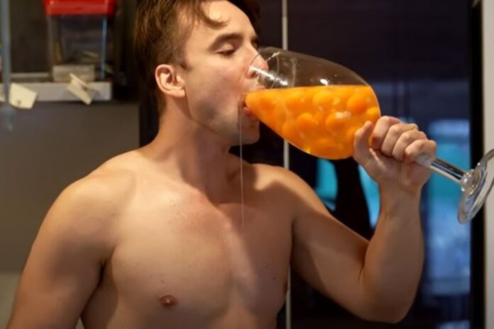 homem-consome-900-ovos-em-um-mes-e-mostra-resultados.-veja-as-fotos