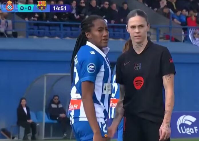 atleta-do-barcelona-nega-ter-tocado-em-genitalia-de-adversaria.-veja