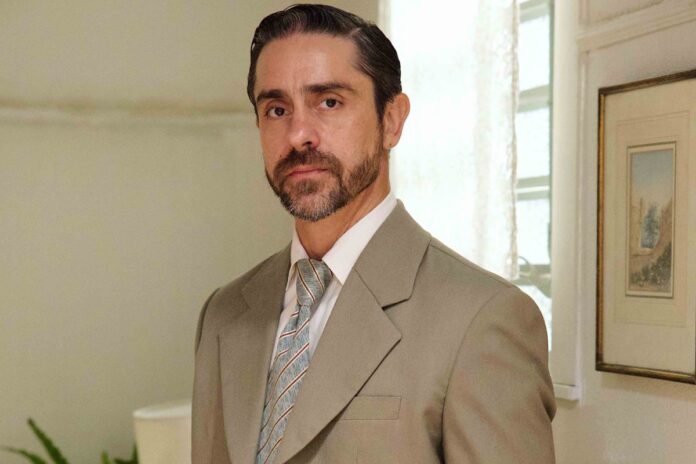 nelson-bate-em-vinicus-ao-ve-lo-com-guto-em-garota-do-momento