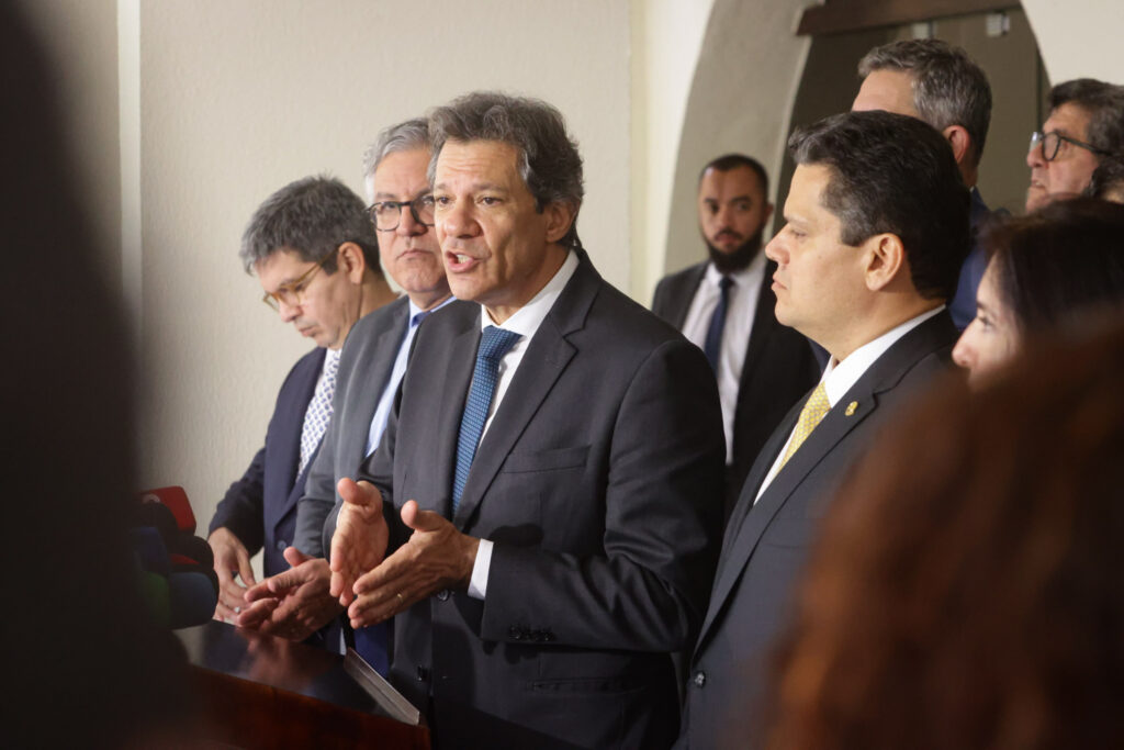 haddad-diz-que-economia-de-gastos-de-2024-foi-maior-que-a-divulgada