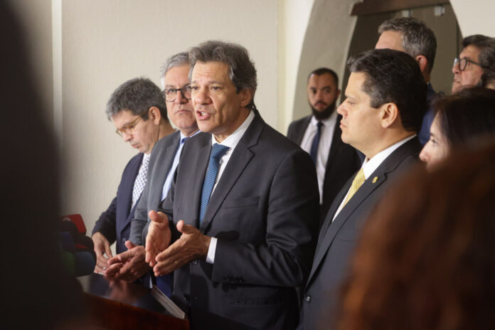 haddad-diz-que-economia-de-gastos-de-2024-foi-maior-que-a-divulgada