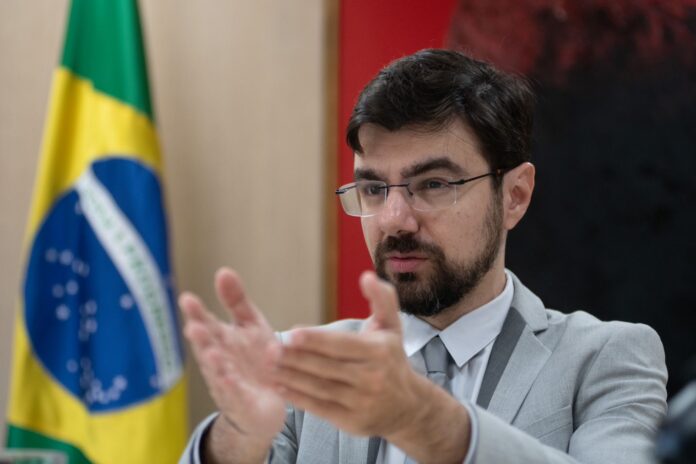 secretario-de-haddad-diz-nao-ver-cenario-de-recessao-tecnica-em-2025