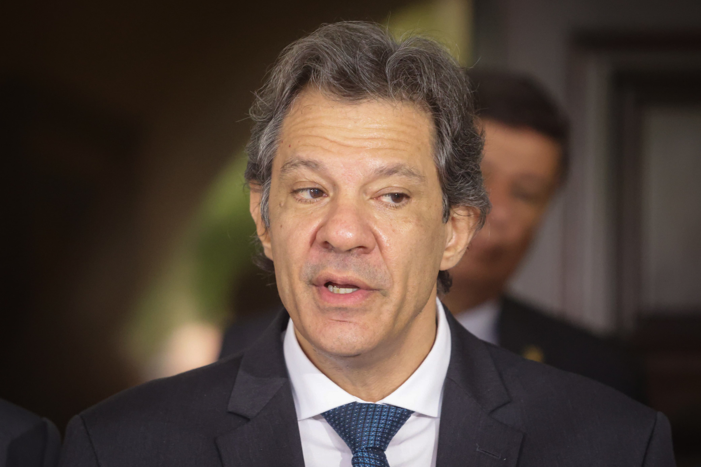 haddad-pede-cautela-sobre-medidas-de-trump-e-diz:-“nao-ha-o-que-temer”