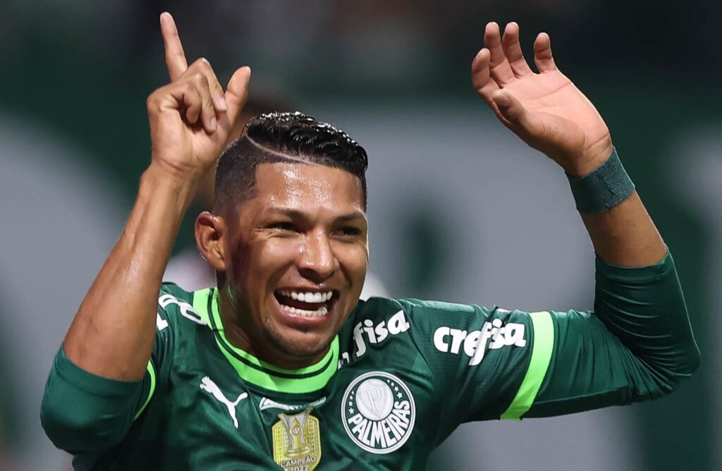 video:-rony-se-despede-do-palmeiras-apos-5-anos-no-clube