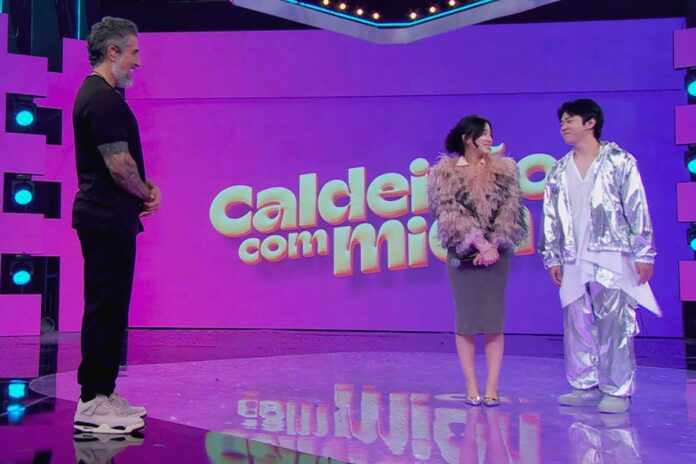 volta-por-cima:-hana-abraca-jin-e-o-beija-no-‘caldeirao-com-mion’