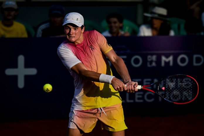 joao-fonseca-derrota-argentino-na-final-do-atp-250-de-buenos-aires