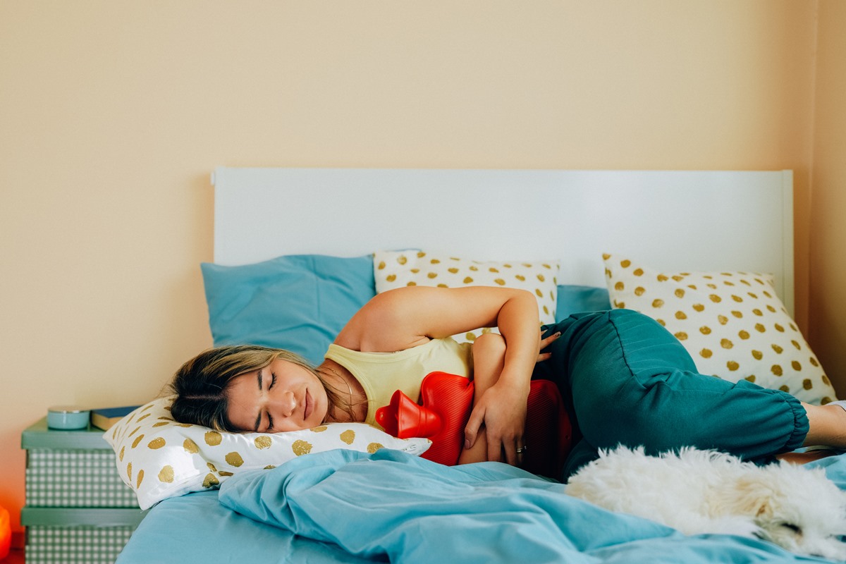 remedio-para-colica-aumenta-o-fluxo-menstrual?-medicos-esclarecem