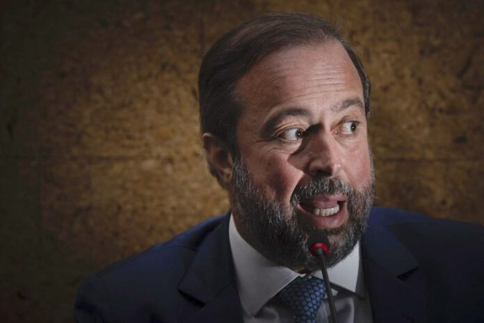 por-petroleo,-ministro-de-lula-cobra-o-ibama.-“nao-pode-enrolar”