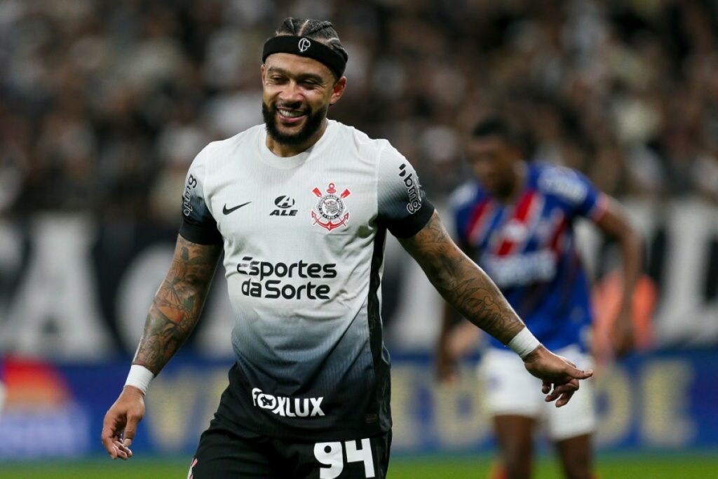 depay-garante-bolada-em-empate-do-corinthians-na-libertadores.-entenda
