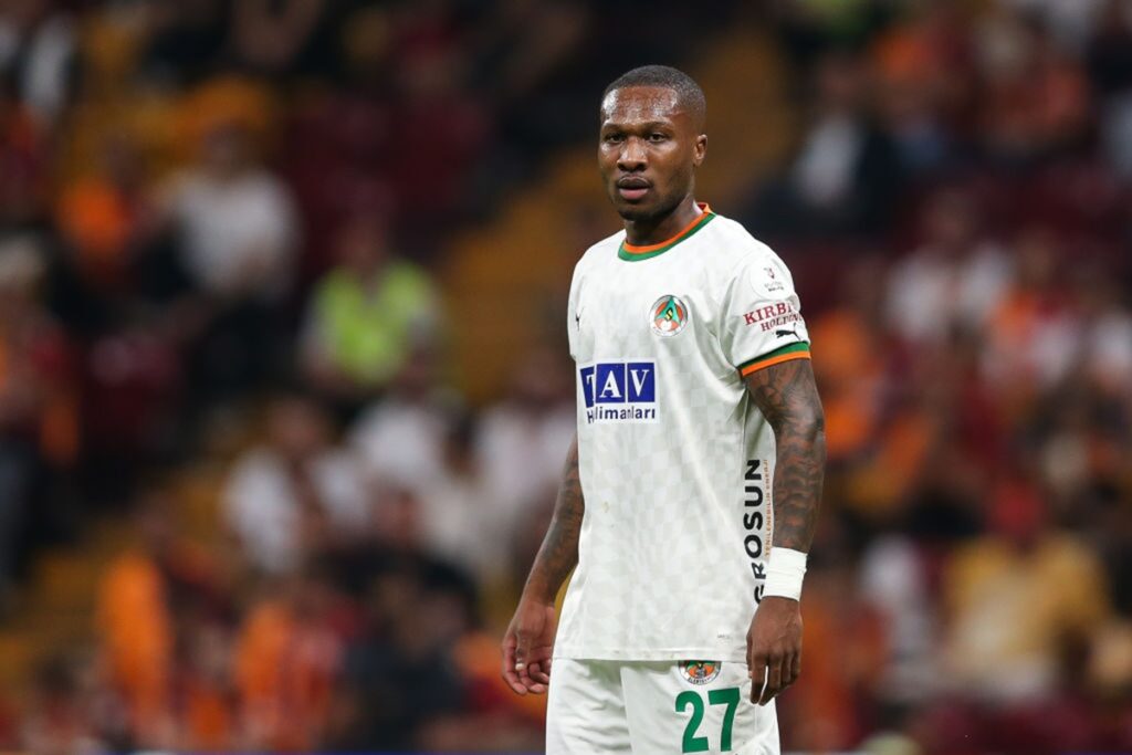 video:-atacante-de-clube-da-turquia-implora-para-jogar-no-vasco