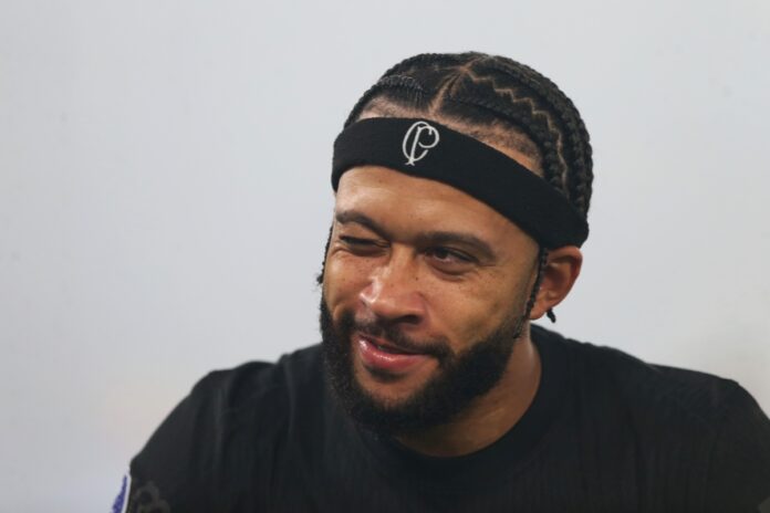 veja-post-que-despertou-rumores-de-romance-entre-maisa-e-memphis-depay