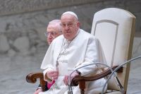 papa-francisco:-o-que-e-plaquetopenia,-que-afeta-a-saude-do-pontifice