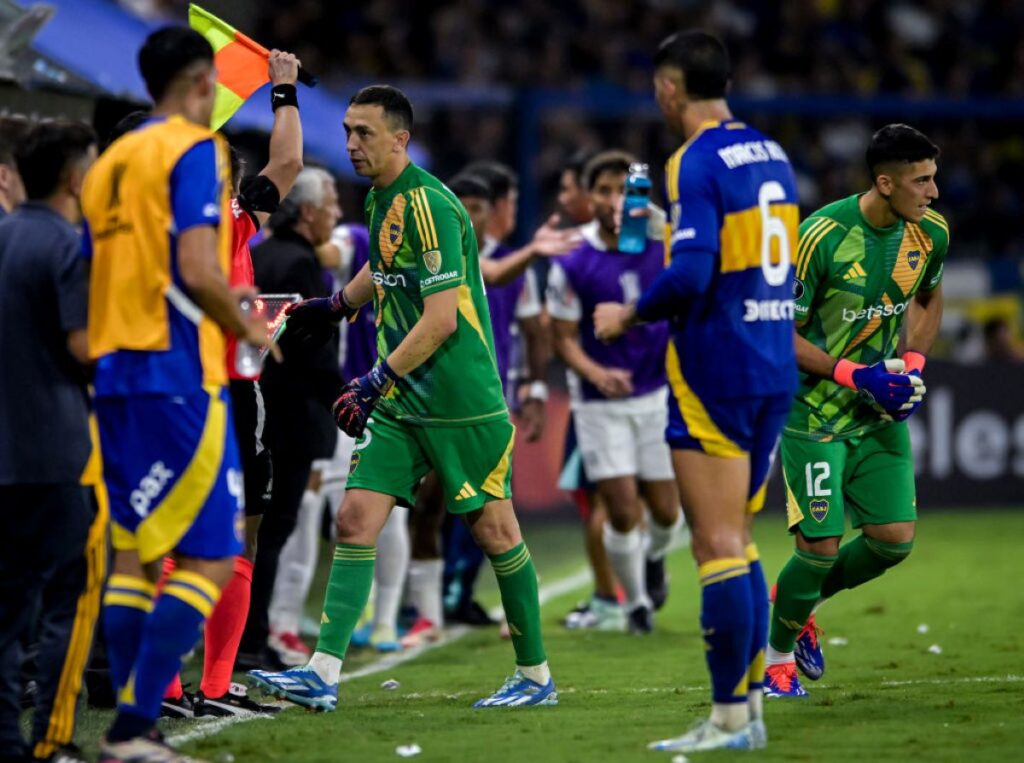 video:-torcedores-do-boca-juniors-se-revoltam-apos-eliminacao