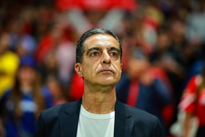 saiba-quem-e-renato-paiva,-novo-tecnico-do-botafogo