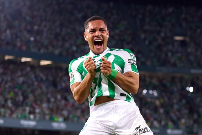 real-betis-anuncia-saida-de-vitor-roque,-negociado-com-o-palmeiras