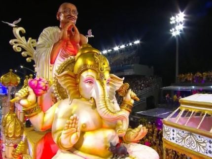 colorado-abre-desfile-do-grupo-especial-com-enredo-em-homenagem-ao-carnaval-baiano