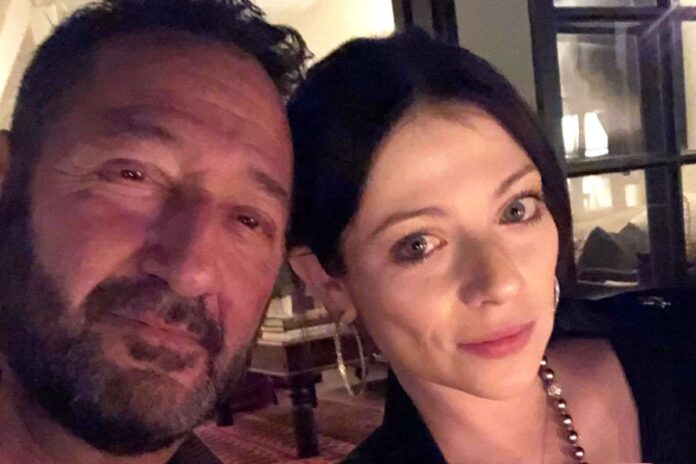 namorado-de-michelle-trachtenberg-foi-seu-apoio-incondicional-nos-ultimos-meses