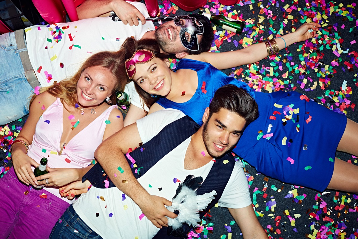 carnaval:-excesso-de-cafeina-e-energeticos-pode-causar-fadiga-extrema