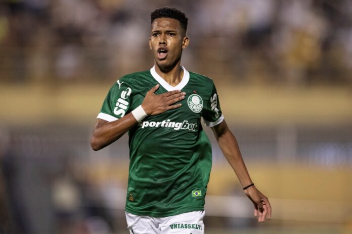 craque-do-palmeiras,-estevao-iguala-recorde-de-neymar.-saiba-qual