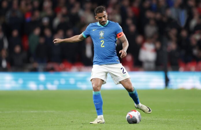 capitao,-danilo-pode-estrear-como-zagueiro-na-selecao-em-brasilia