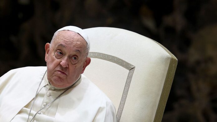 papa-francisco-permanece-estavel-e-sem-crises-respiratorias,-diz-vaticano