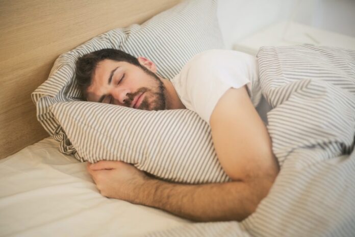 saiba-qual-e-a-melhor-posicao-para-dormir-e-quais-voce-deveria-evitar
