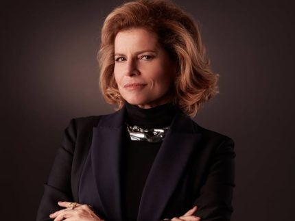 debora-bloch-posa-como-odete-roitman-para-o-remake-de-“vale-tudo”;-veja
