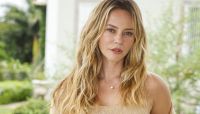 “vale-tudo”:-debora-bloch-publica-foto-caracterizada-de-odete-roitman
