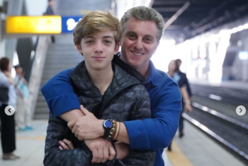 luciano-huck-comemora-aniversario-de-filho