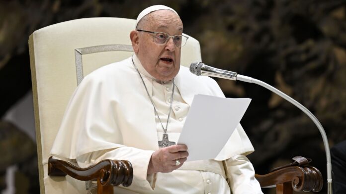 papa-francisco-apresenta-“gradual-e-leve-melhora”,-diz-vaticano