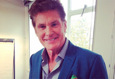 david-hasselhoff-lamenta-a-morte-da-mae-de-suas-filhas