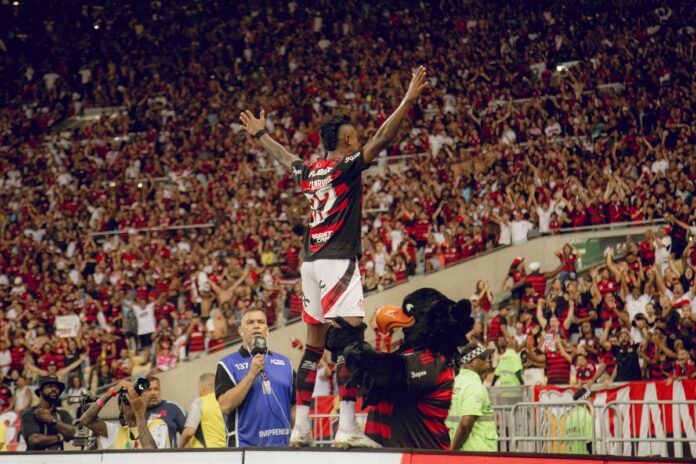 video:-flamengo-vira-sobre-vasco-e-avanca-para-final-do-carioca