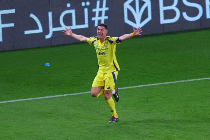 video:-cristiano-ronaldo-faz-de-penalti-e-chega-a-927-gols-na-carreira