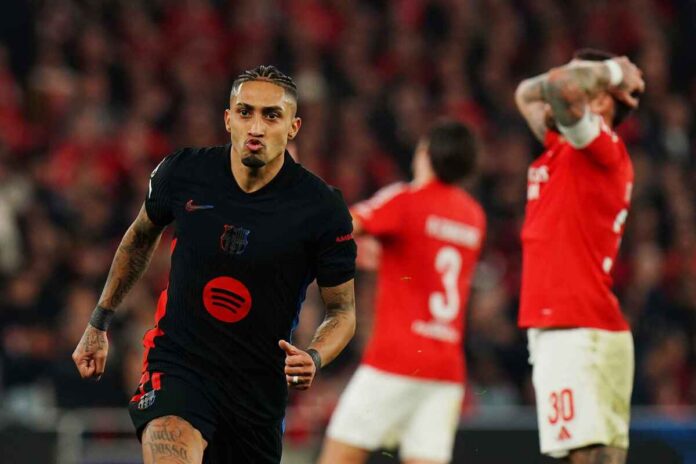 champions:-raphinha-brilha-e-barcelona-vai-as-quartas.-veja-os-gols