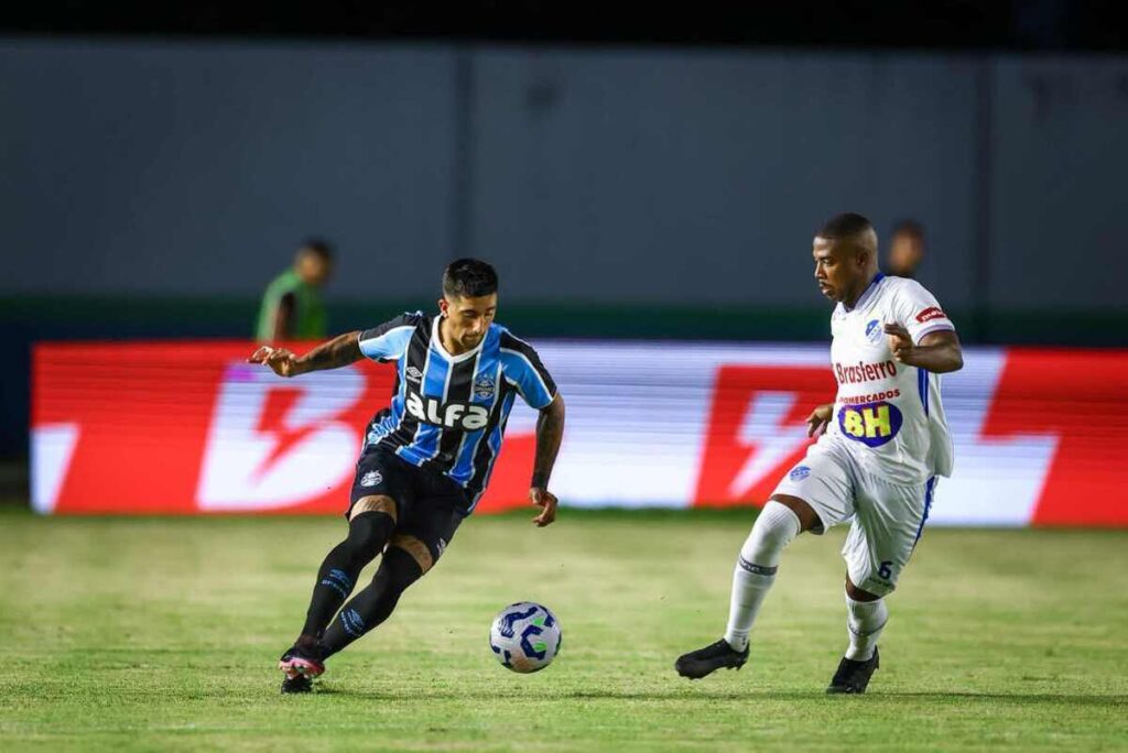 gremio-chega-pressionado-para-enfrentar-athletic.-veja-onde-assistir