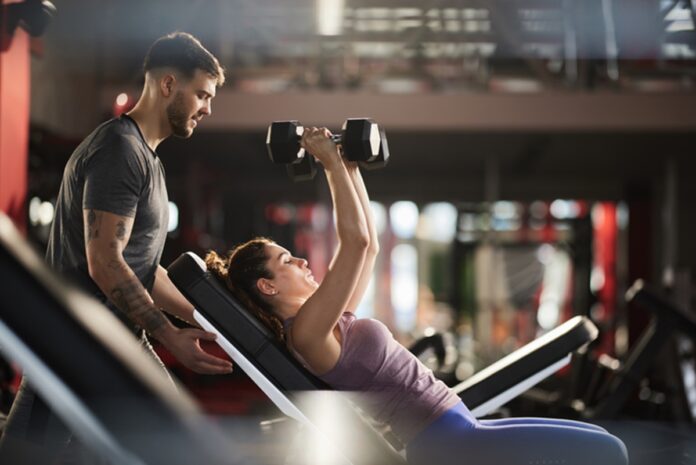 personal-trainer-ensina-como-montar-um-treino-para-definir-o-corpo