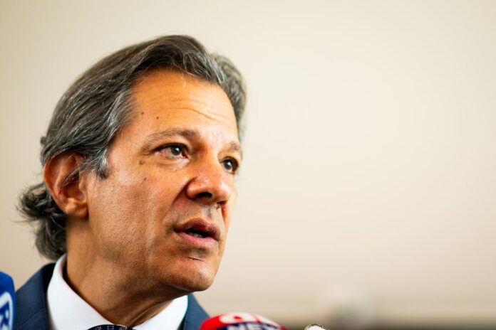 haddad-afirma-que-brasil-esta-focado-em-negociar-e-nao-retaliar-os-eua