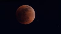 lua-de-sangue:-por-que-a-lua-fica-vermelha-durante-o-eclipse