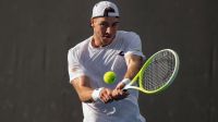 russa-de-17-anos-vai-a-semifinal-de-indian-wells-contra-a-bicampea-swiatek